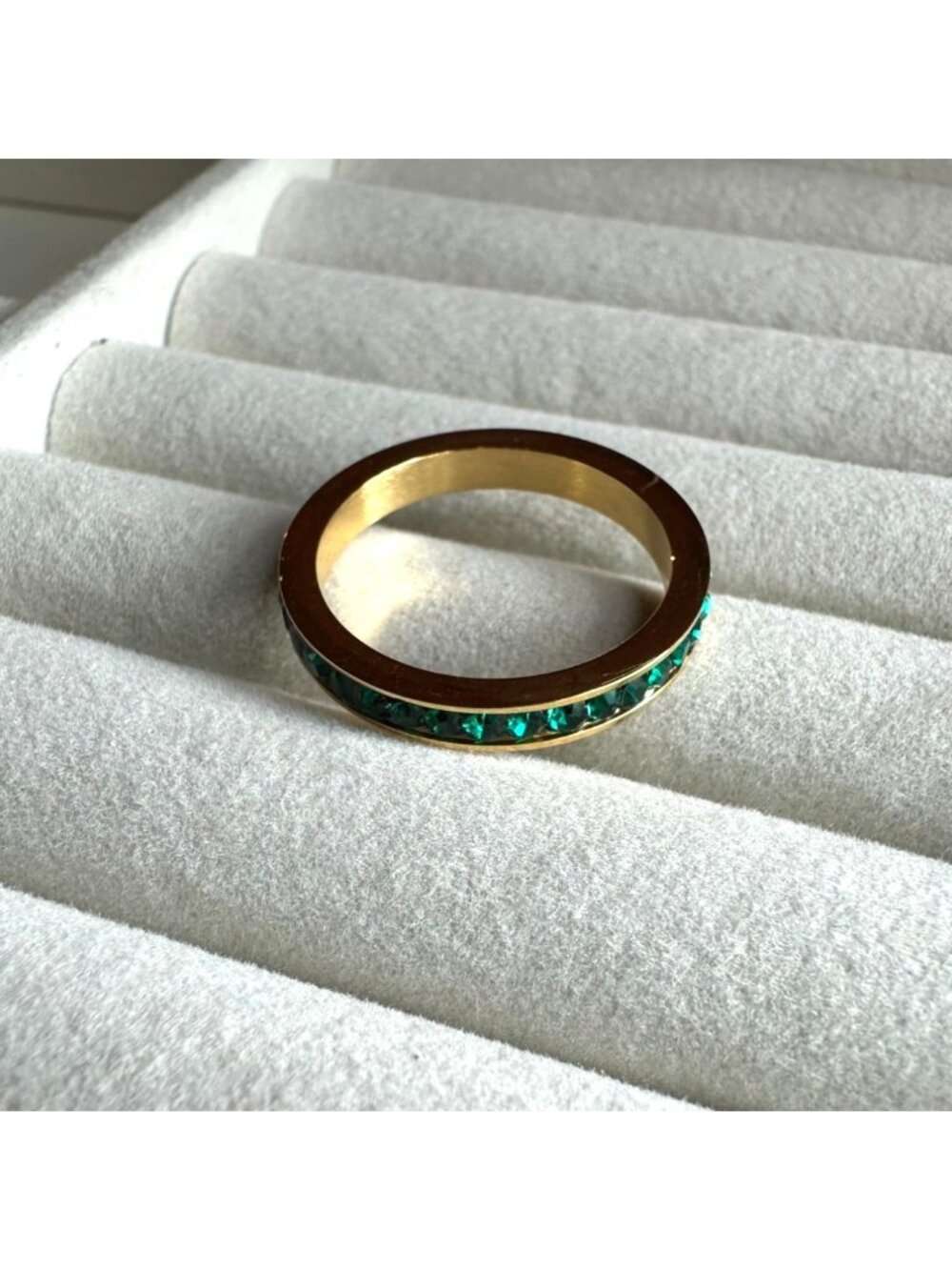 SZ 5 Green Cubic Zirconia Eternity Band Ring 18K PVD Gold-Plated Stainless Steel - Picture 3 of 3